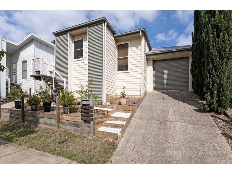 22 Emerald Crescent, Springfield QLD 4300