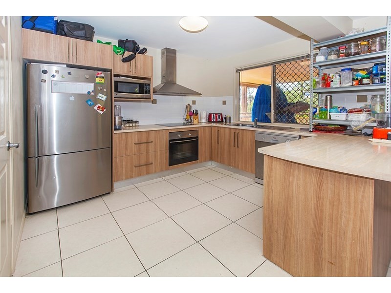 25 Heathwood Place, Collingwood Park QLD 4301