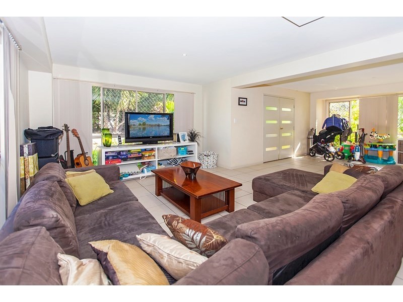 25 Heathwood Place, Collingwood Park QLD 4301