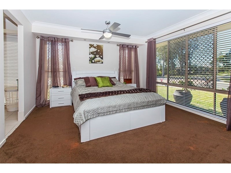 52 Trinity Crescent, Augustine Heights QLD 4300