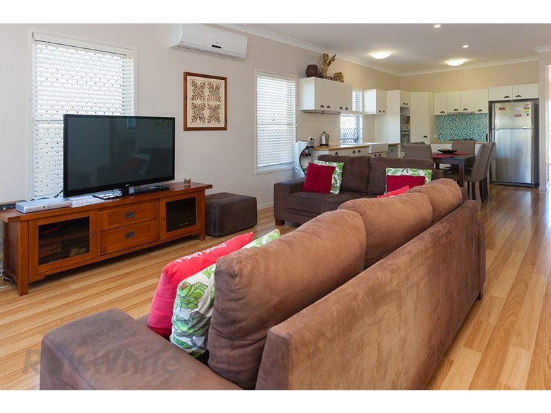 3 Peppermint Court, Springfield Lakes QLD 4300