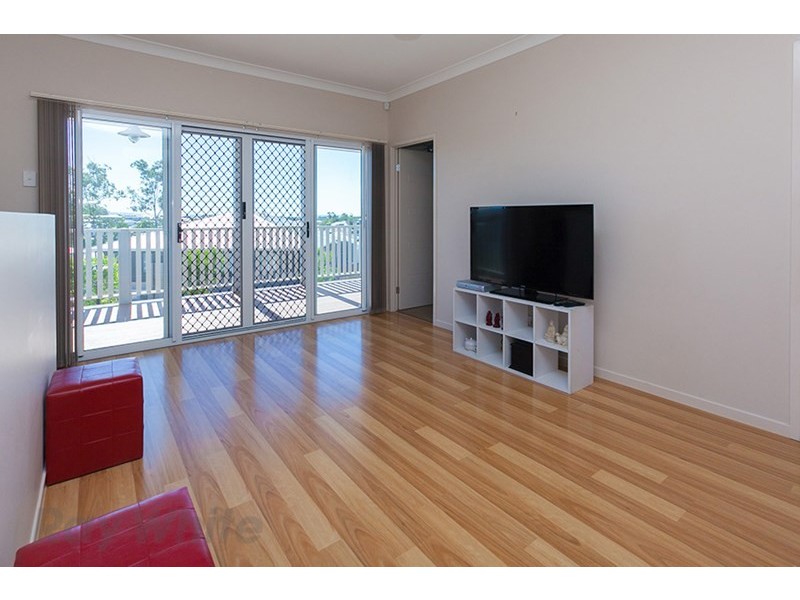 3 Peppermint Court, Springfield Lakes QLD 4300