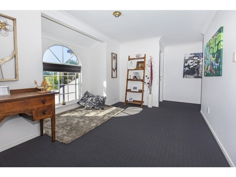 6 Nerrina Court, Karana Downs QLD 4306