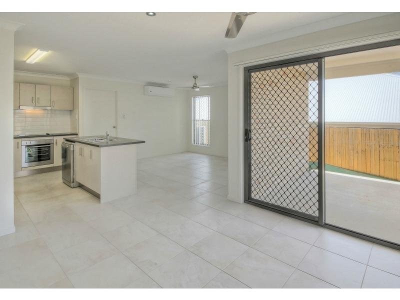 20 Basil Street, Springfield Lakes QLD 4300