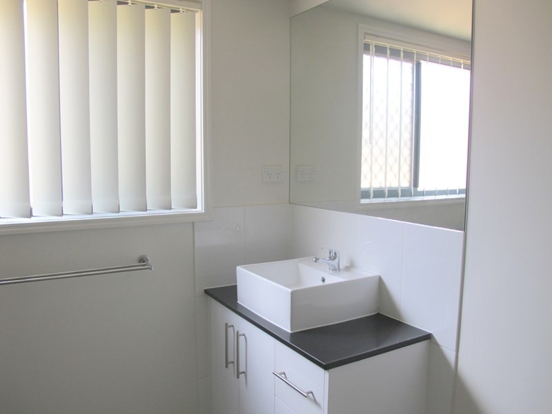 2 Cornelius Drive, Augustine Heights QLD 4300