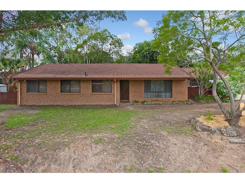 2 Luke Street, Camira QLD 4300