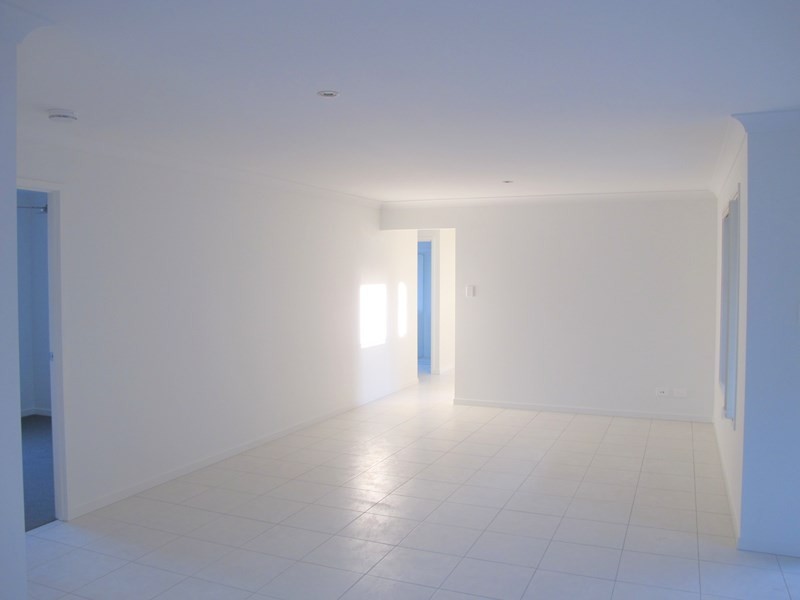 69 Fitzpatrick Circuit, Augustine Heights QLD 4300