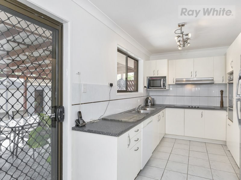 8 Acacia Place, Camira QLD 4300