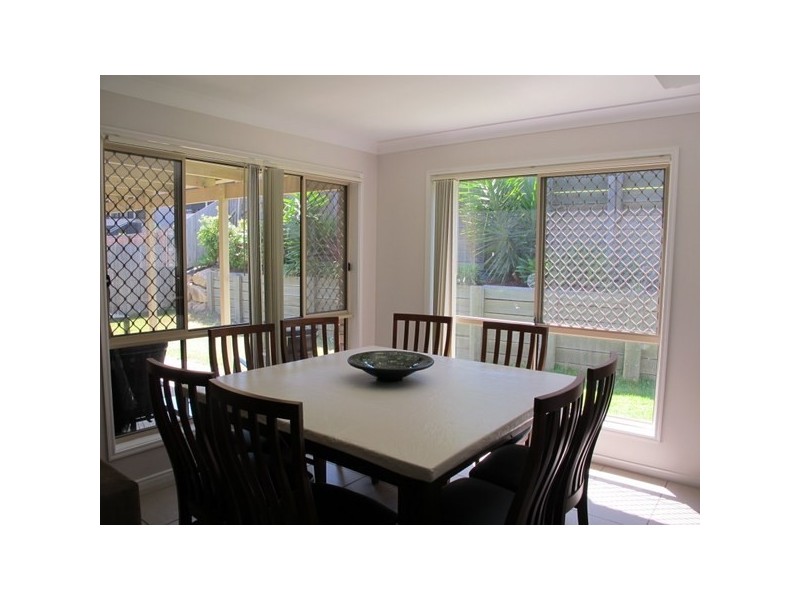 11 Parkside Drive, Springfield QLD 4300