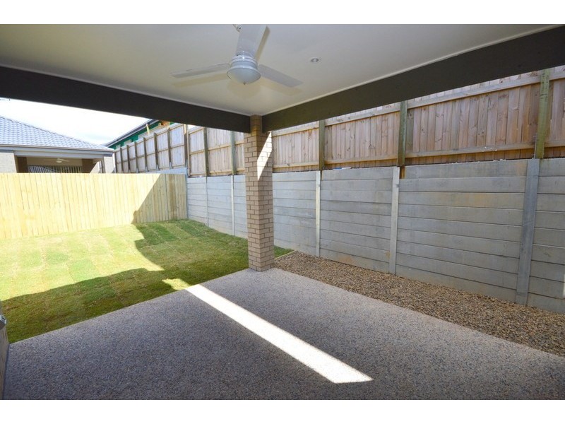 11 Poppy Crescent, Springfield Lakes QLD 4300