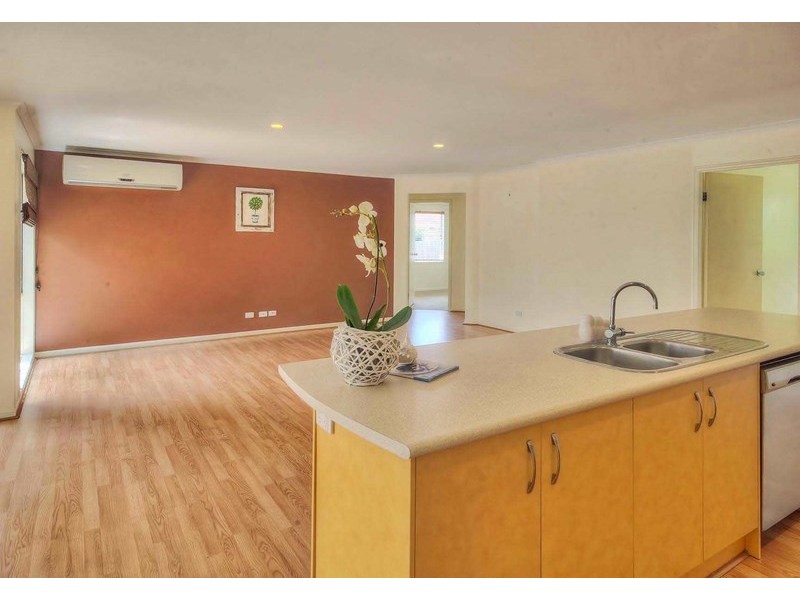 162 Lakeside Avenue, Springfield Lakes QLD 4300