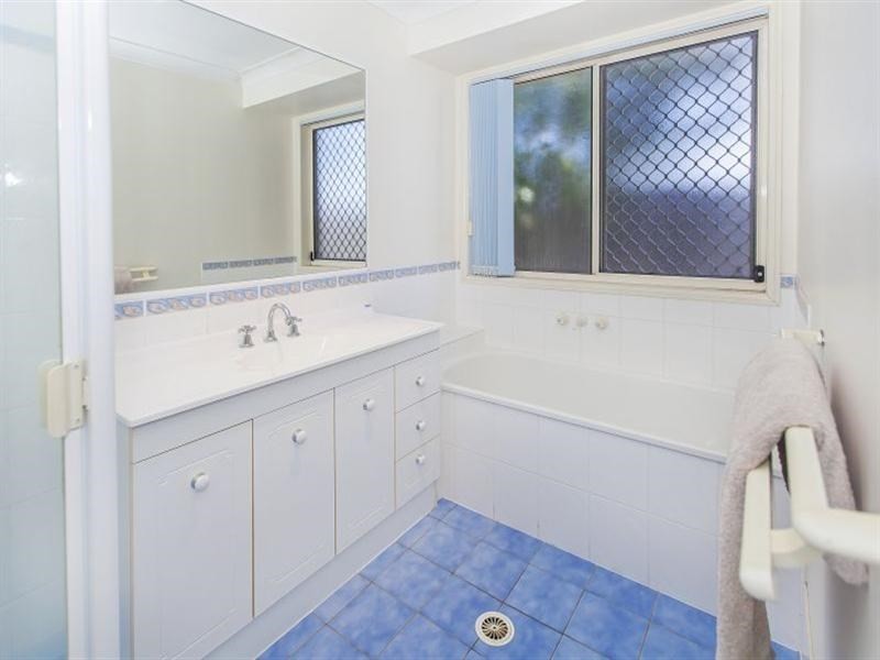 15 Forest View Crescent, Springfield QLD 4300