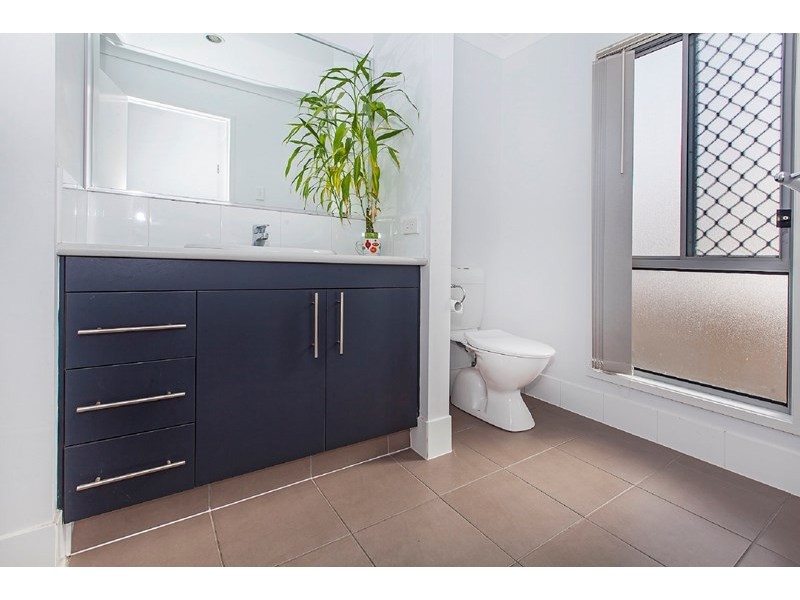 7 Anchor Rise, Springfield Lakes QLD 4300