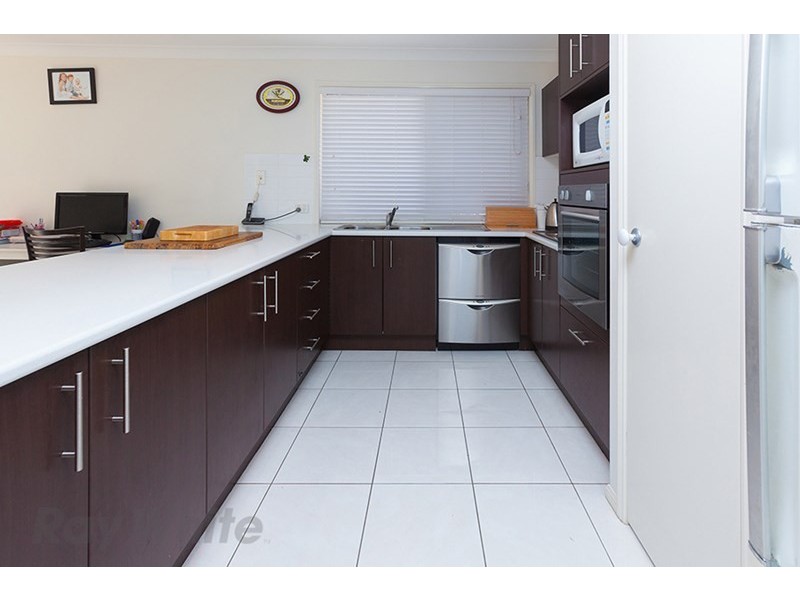 3 Avalon Close, Bellbird Park QLD 4300
