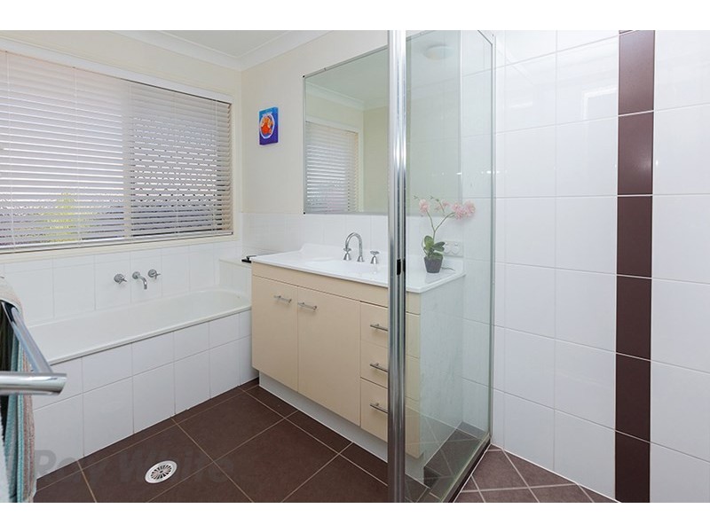 3 Avalon Close, Bellbird Park QLD 4300