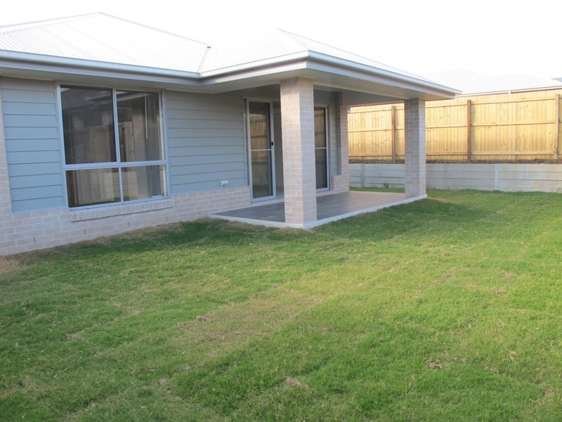 88 Fitzpatrick Circuit, Augustine Heights QLD 4300