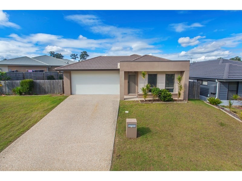 32 Francisca Drive, Augustine Heights QLD 4300