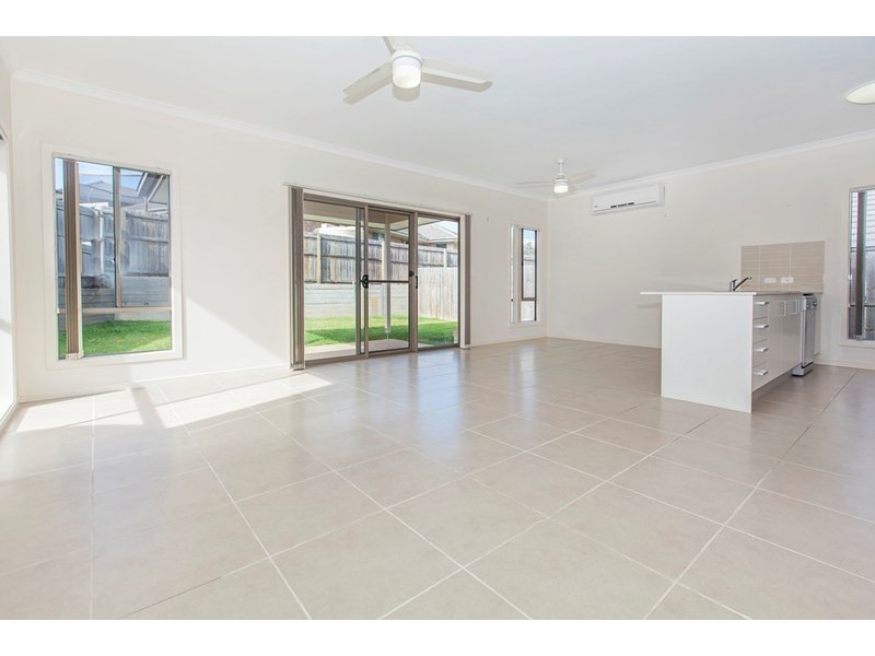 32 Francisca Drive, Augustine Heights QLD 4300