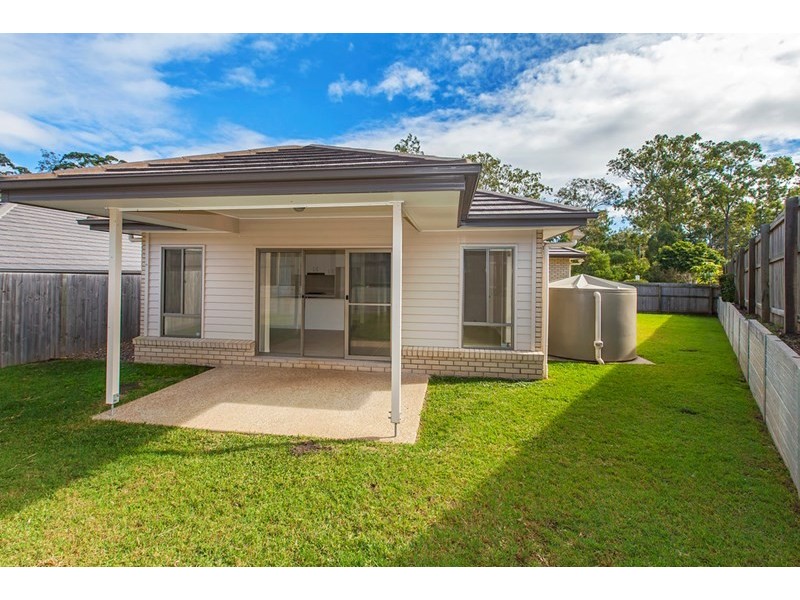 32 Francisca Drive, Augustine Heights QLD 4300