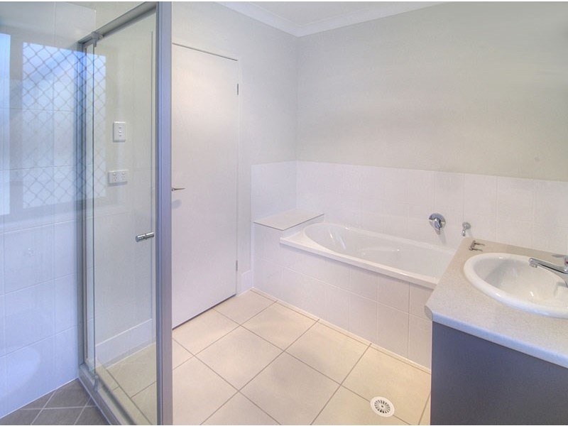 14 Timberlake Place, Springfield Lakes QLD 4300