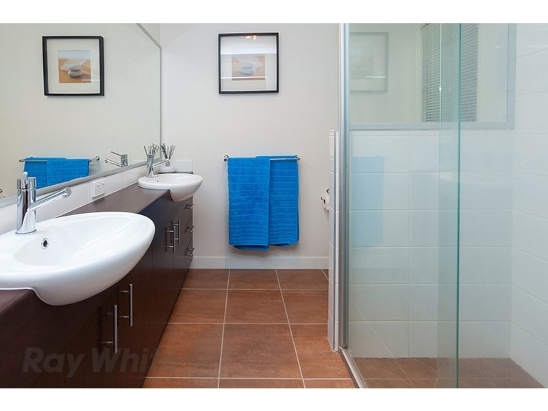 94 Grande Avenue, Springfield Lakes QLD 4300