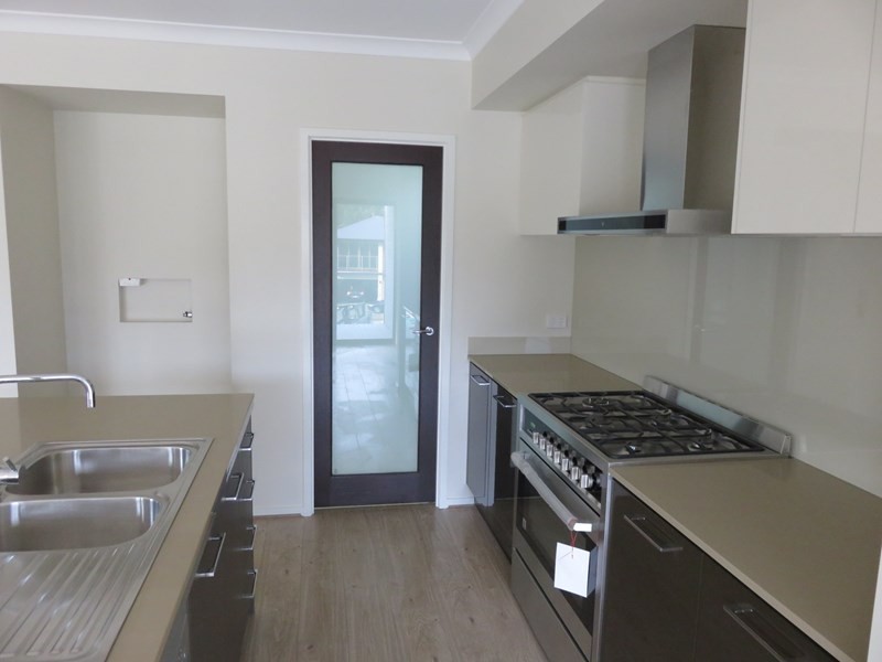 29 Moontide Way, Springfield Lakes QLD 4300