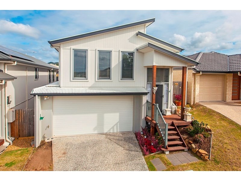 7 Hillsborough Place, Springfield Lakes QLD 4300