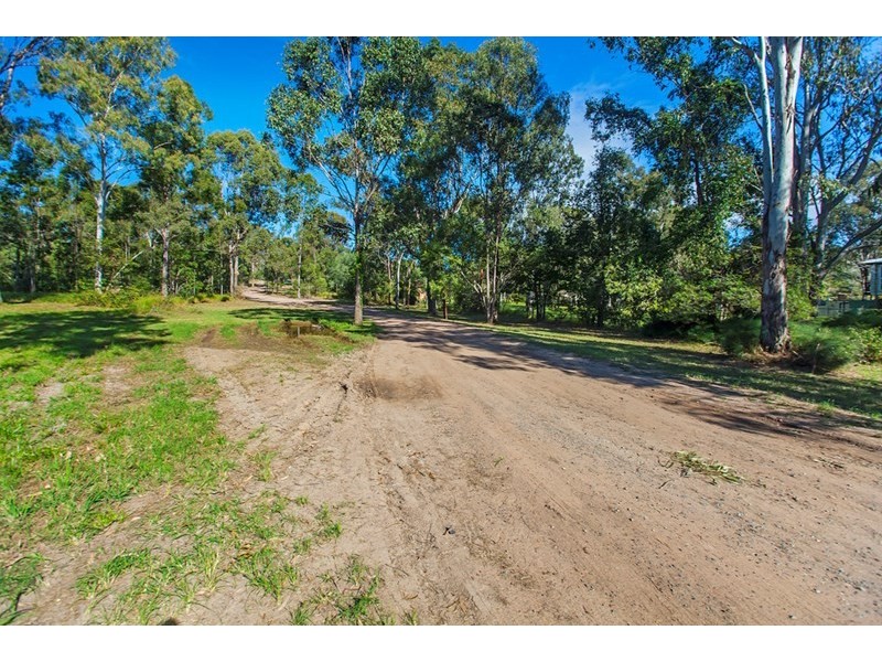 13D Rosemary Street, Bellbird Park QLD 4300