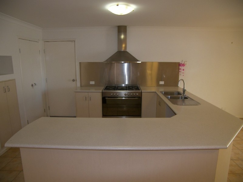 Springfield Lakes QLD 4300
