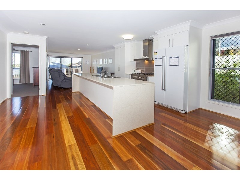 12 Kinglake Avenue, Springfield Lakes QLD 4300