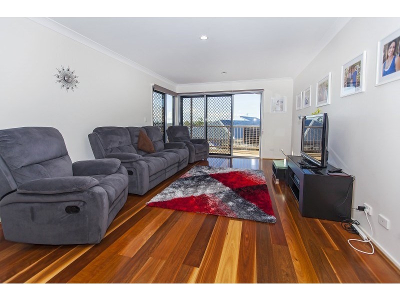 12 Kinglake Avenue, Springfield Lakes QLD 4300