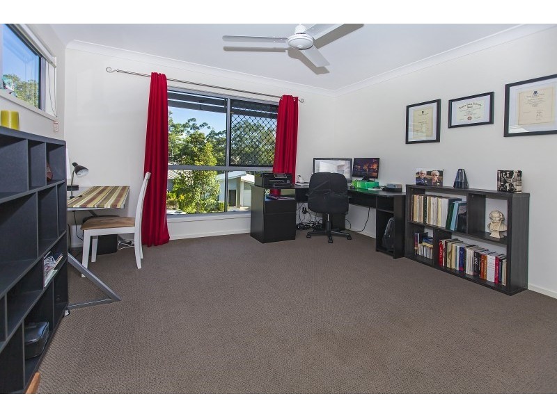 12 Kinglake Avenue, Springfield Lakes QLD 4300