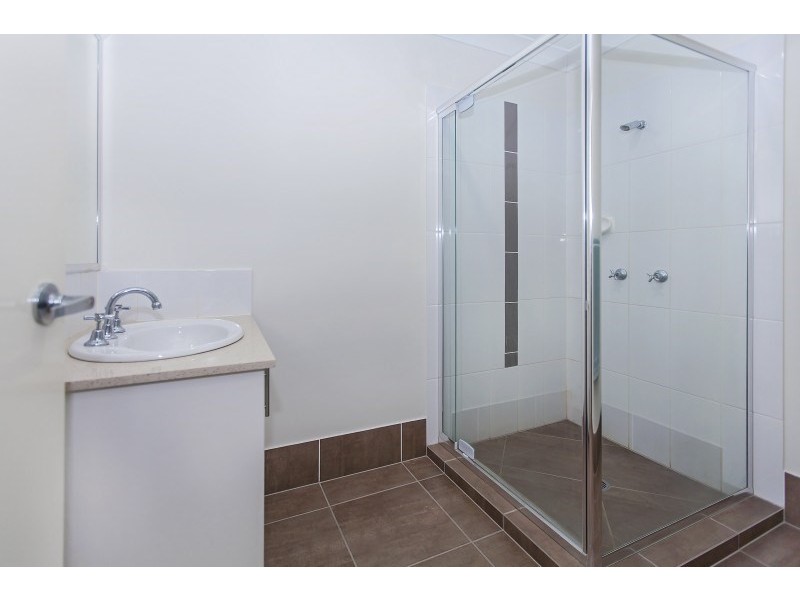 12 Kinglake Avenue, Springfield Lakes QLD 4300