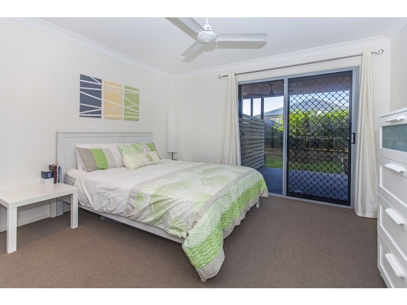 12 Kinglake Avenue, Springfield Lakes QLD 4300