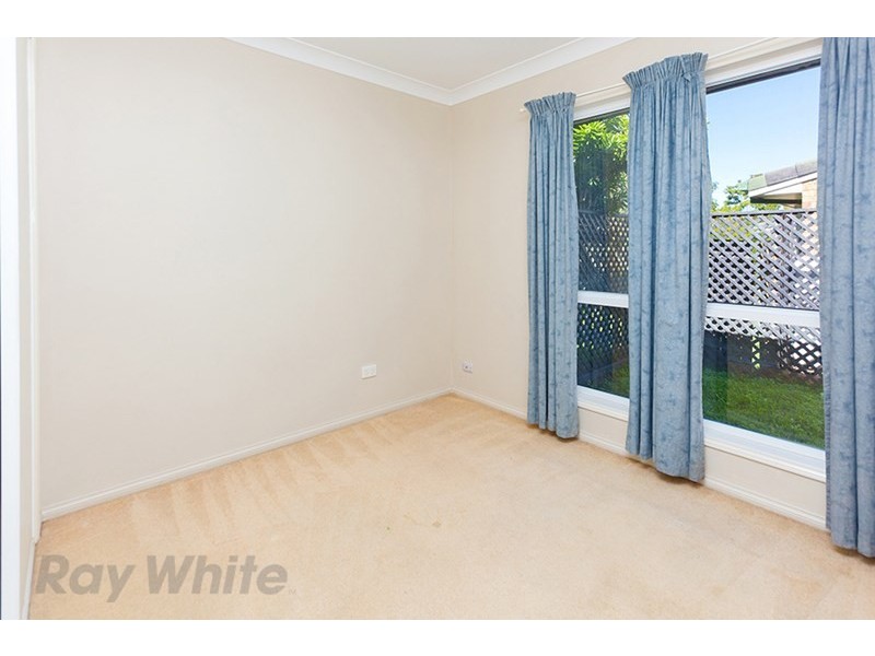2 Karnak Court, Camira QLD 4300