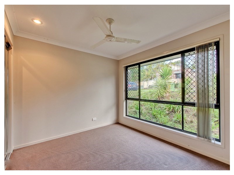 4 Treeview Lane, Springfield Lakes QLD 4300