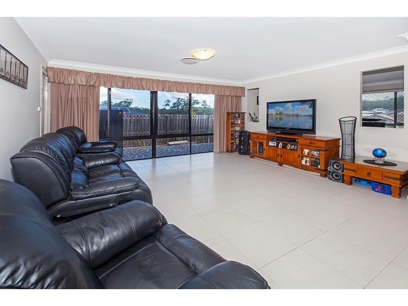 44 Brigid Boulevard, Augustine Heights QLD 4300