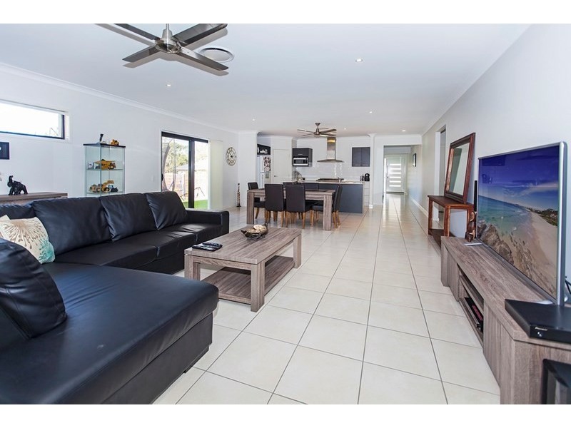 Augustine Heights QLD 4300