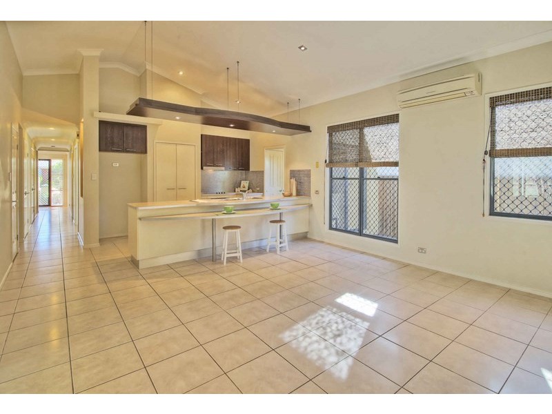 16 Ash Avenue, Springfield Lakes QLD 4300