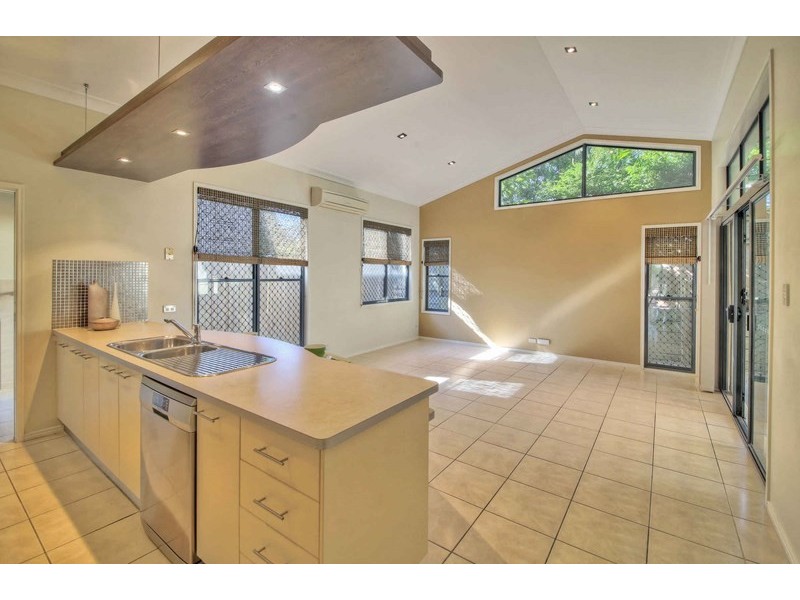 16 Ash Avenue, Springfield Lakes QLD 4300