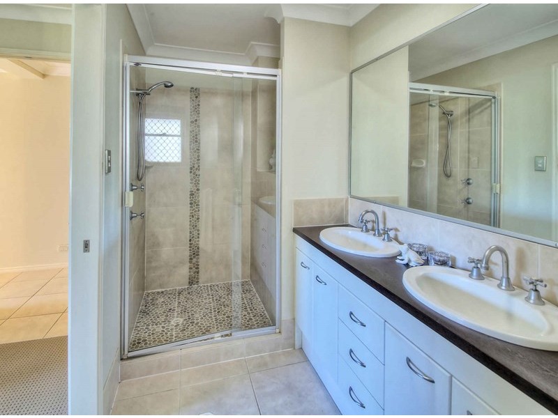 16 Ash Avenue, Springfield Lakes QLD 4300