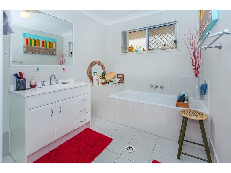 5 Sky Court, Springfield QLD 4300