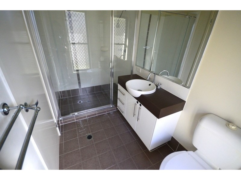 6 Cottonwood Crescent, Springfield Lakes QLD 4300