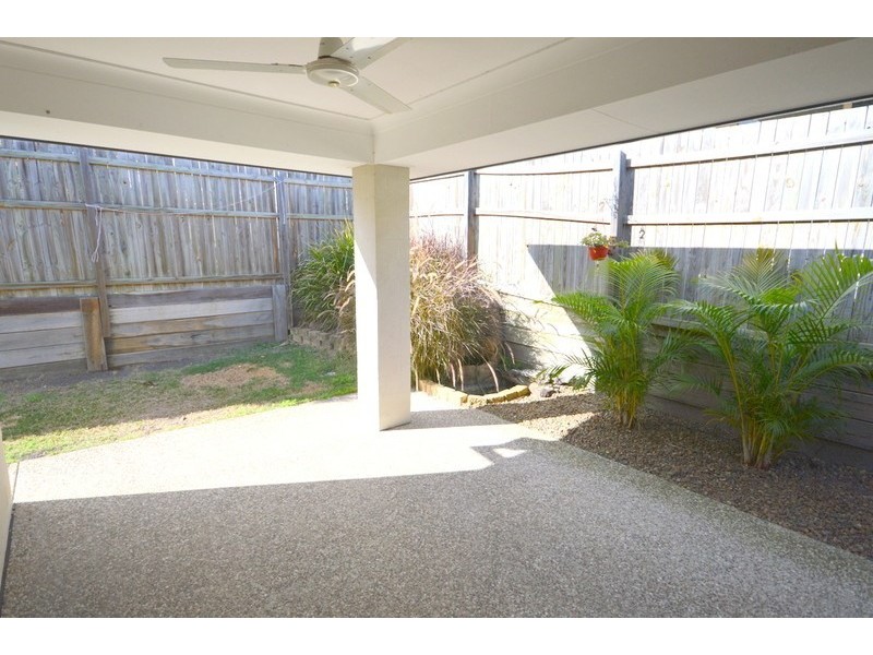 6 Cottonwood Crescent, Springfield Lakes QLD 4300