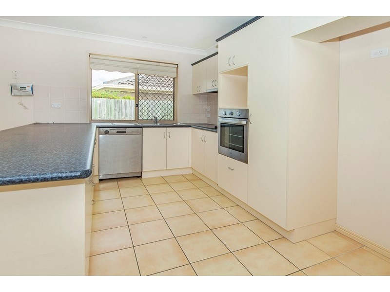 6 Apollo Place, Springfield Lakes QLD 4300