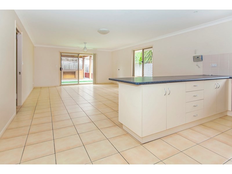 6 Apollo Place, Springfield Lakes QLD 4300