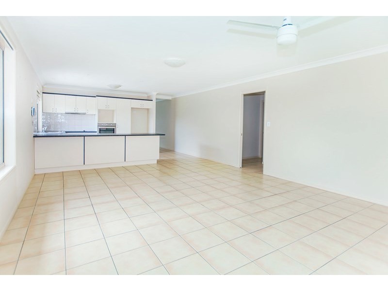 6 Apollo Place, Springfield Lakes QLD 4300