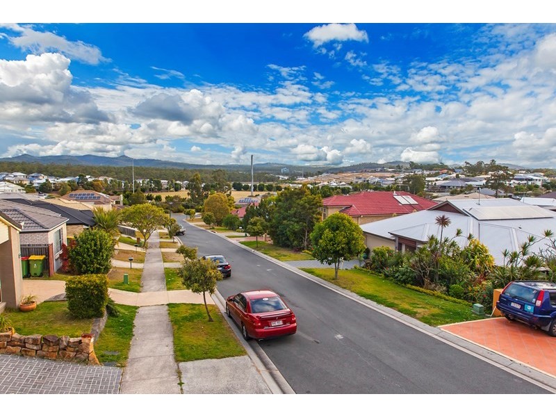 6 Apollo Place, Springfield Lakes QLD 4300