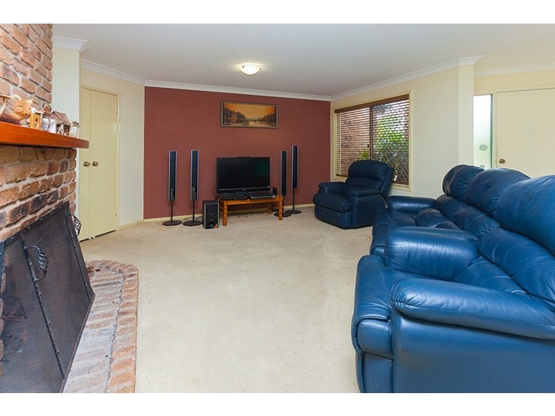2 Carnation Close, Springfield QLD 4300