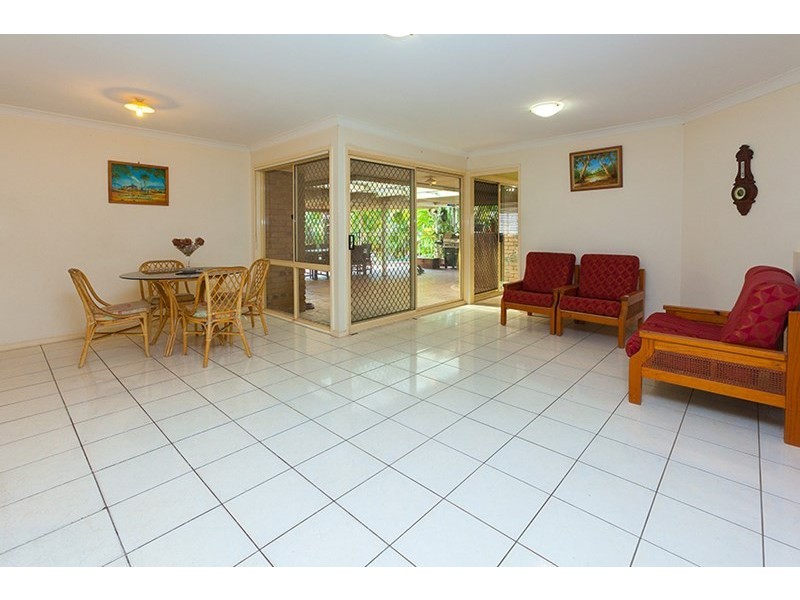 2 Carnation Close, Springfield QLD 4300